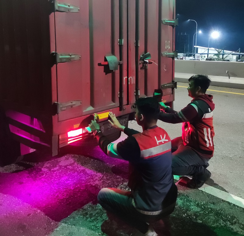 Hutama Karya Lakukan Operasi Simpatik Cegah Kecelakaan di Tol Pekanbaru – Dumai